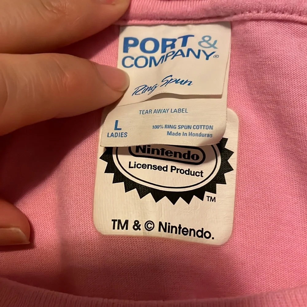 Pink Nintendo t shirt 👚 - Picture 2 of 4